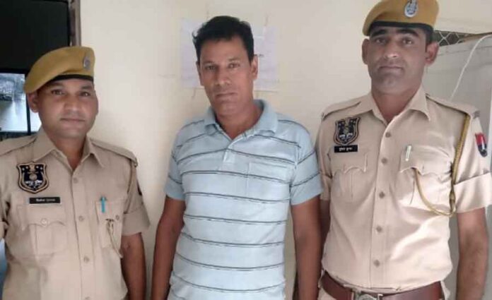 Absconding for a long time, permanent warranty arrested