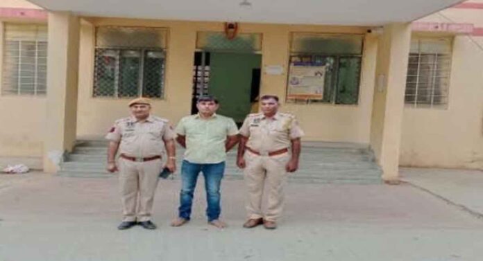Accused involved in illegal extortion and possession of plots arrested