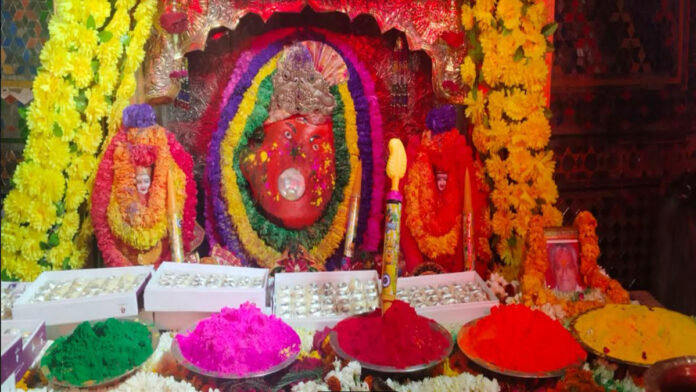 Fagotsav celebrated in Parkota Ganesh Temple