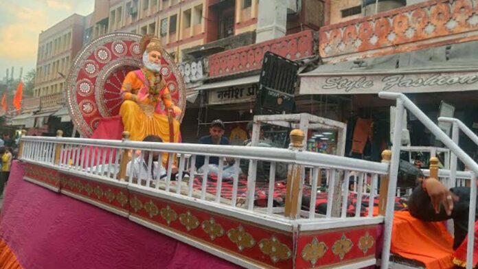 Lord Jhulelal went on city tour in procession