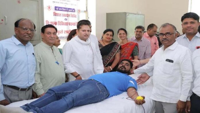 182 units donated in blood donation camp