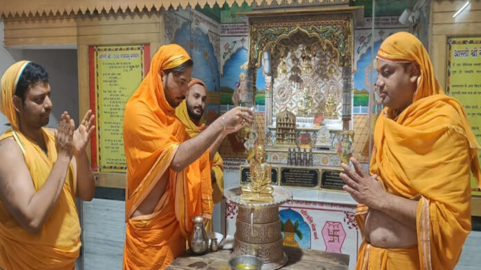 Lord Vasupujya's Garbha Kalyanak Day concluded