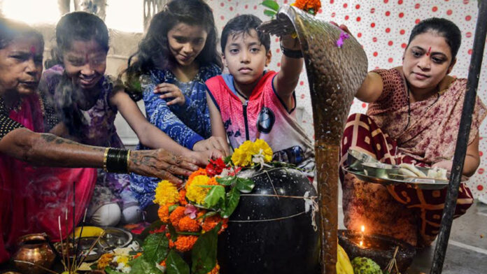 On Nag Panchami, offerings of puddings and dumplings were made to the snake deity