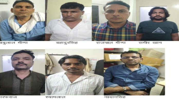 Seven gamblers arrested for gambling