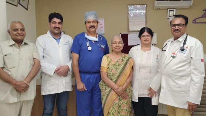 Successful operation of an elderly woman suffering from multiple disorders