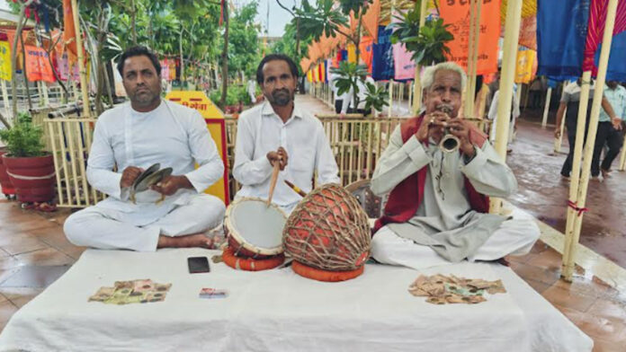 Radhastami festival started in Govind Devji temple with shehnai playing