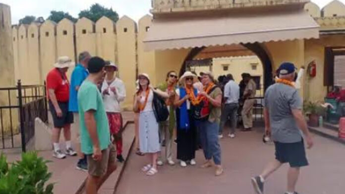 World Tourism Day: Tourists welcomed with Tilak and garland