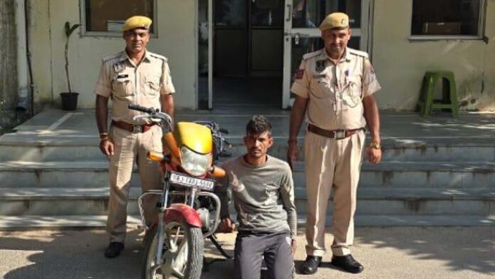 Vehicle thief who stole two-wheeler arrested