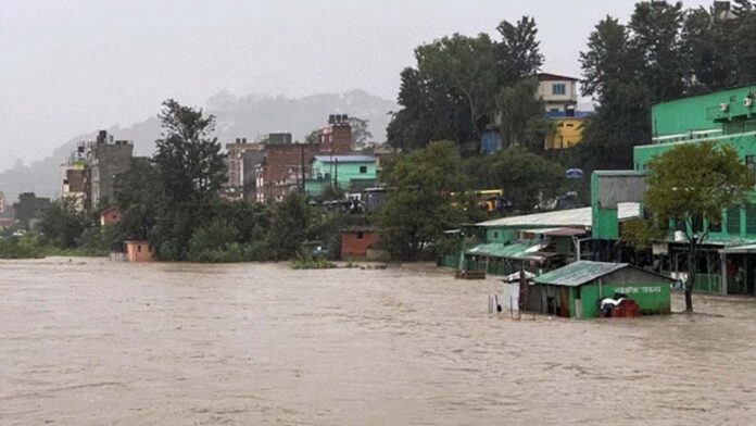 Death toll from Nepal landslide reaches 250