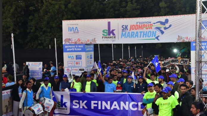 The enthusiasm of the runners was seen in SK Jodhpur Marathon amidst the cold wave