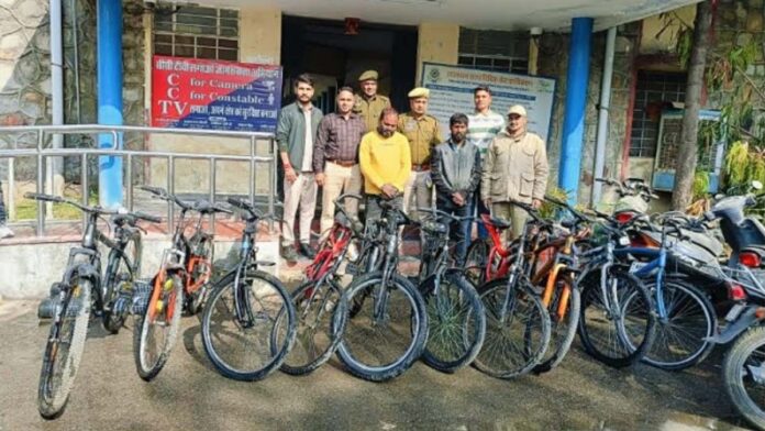 Vicious bicycle thief Deepak and buyer Krishna arrested