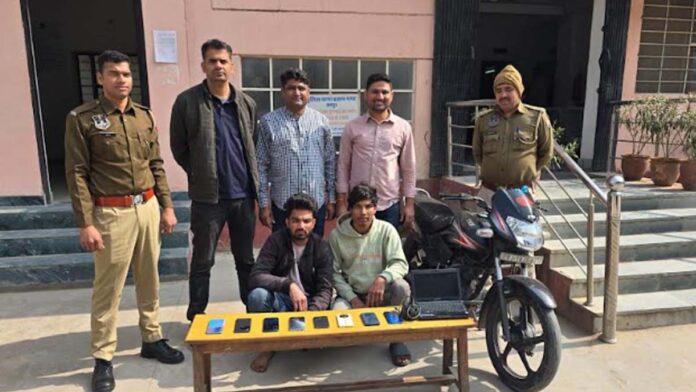 Mobile snatchers and two-wheeler thieves arrested