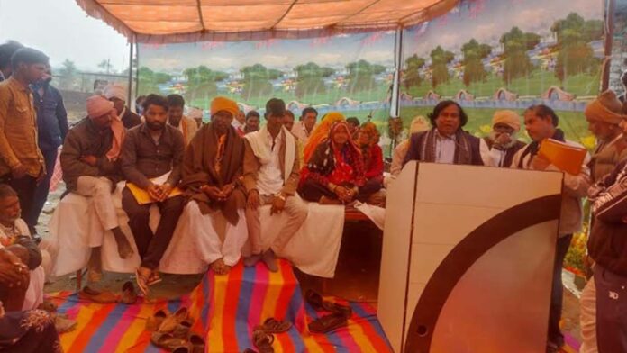 A call to remove social evils in the Mahapadav of the nomadic society