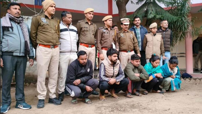 Five fraudsters arrested for cheating in the name of providing AEPS service by setting up a fake call center