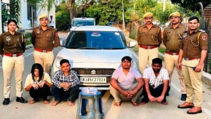 Four accused including the son and his girlfriend who fired at the father who was creating hindrance in their love affair have been arrested